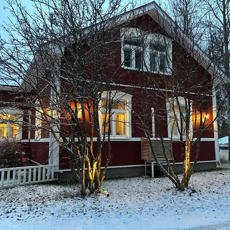 Spacious And Cozy Family-friendly Wooden House Villa Rovaniemi