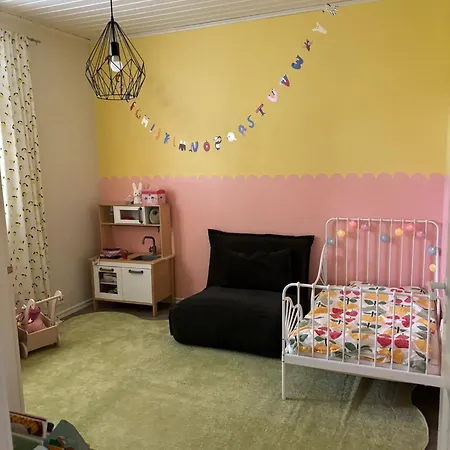 Villa Spacious And Cozy Family-friendly Wooden House *