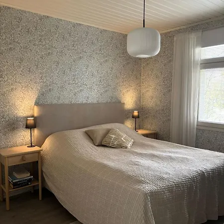 Spacious And Cozy Family-friendly Wooden House Rovaniemi