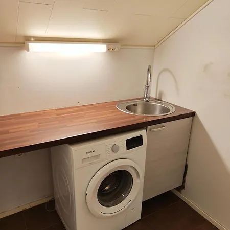 Spacious And Cozy Family-friendly Wooden House *