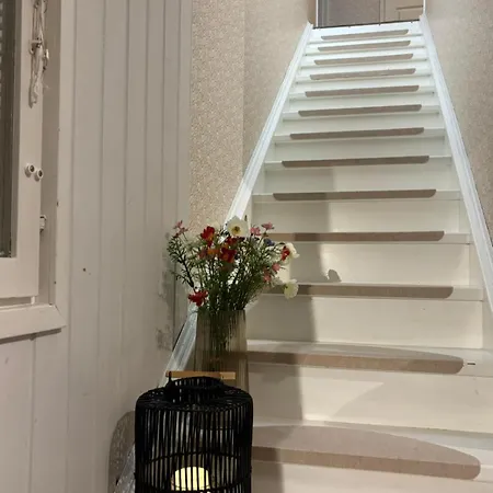 Spacious And Cozy Family-friendly Wooden House Willa